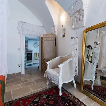 La Petite Maison Blanche